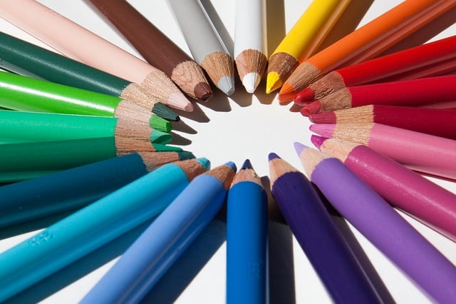 colored pencils 179167 640